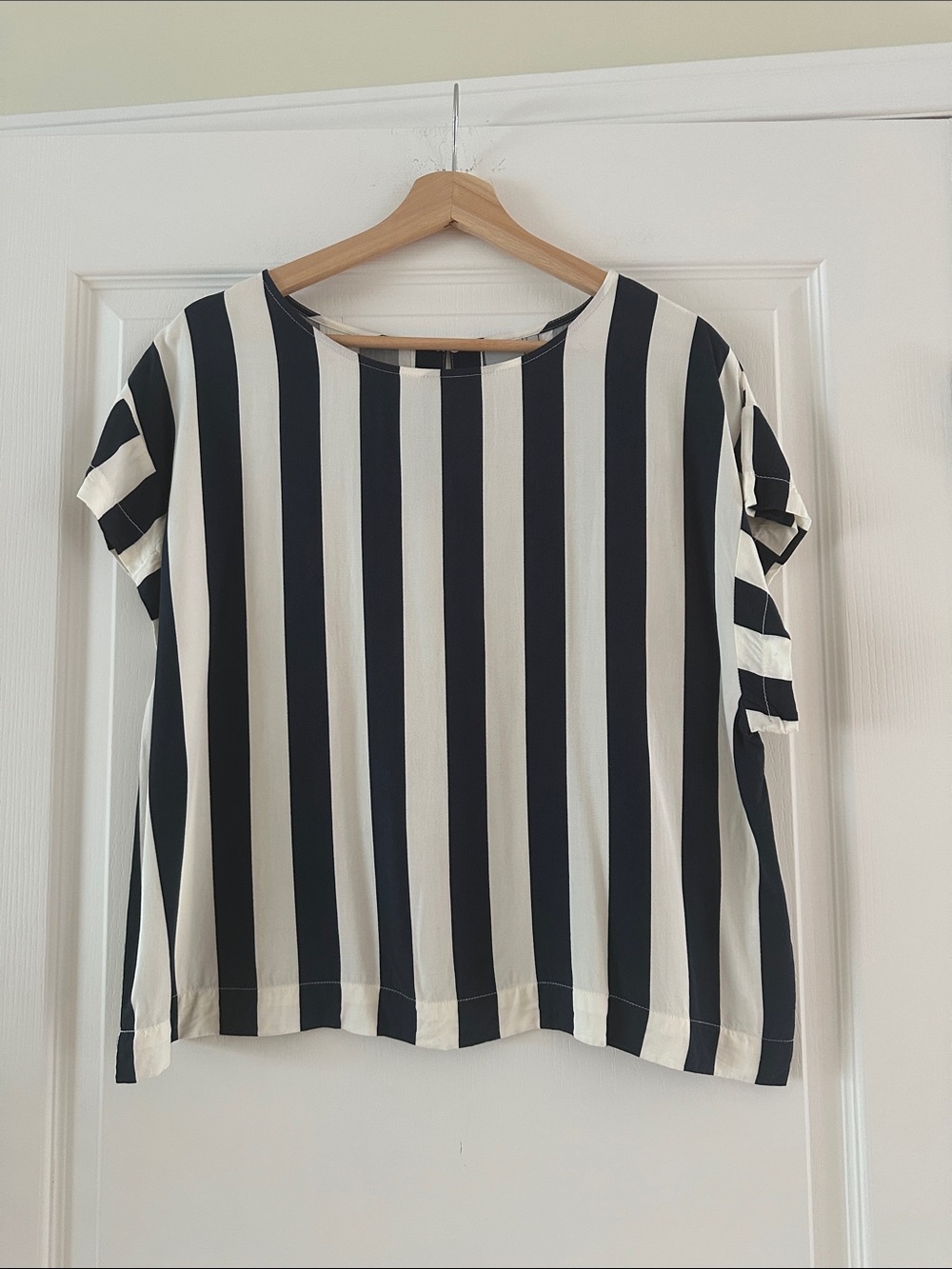 ICHI Navy & White Vertical Stripe Blouse | Size Small - Picture 4 of 10